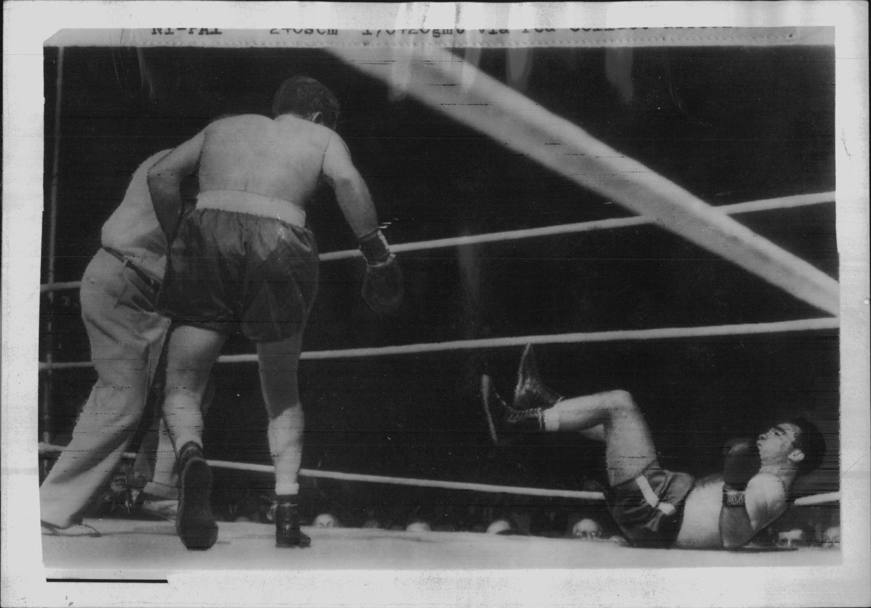 Detroit ,17 giugno 1949: Jake La Motta contro il francese Marcel Cerdan: la vittoria di LaMotta fu assegnata per k.o. tecnico all&#39;inizio del 10 round 